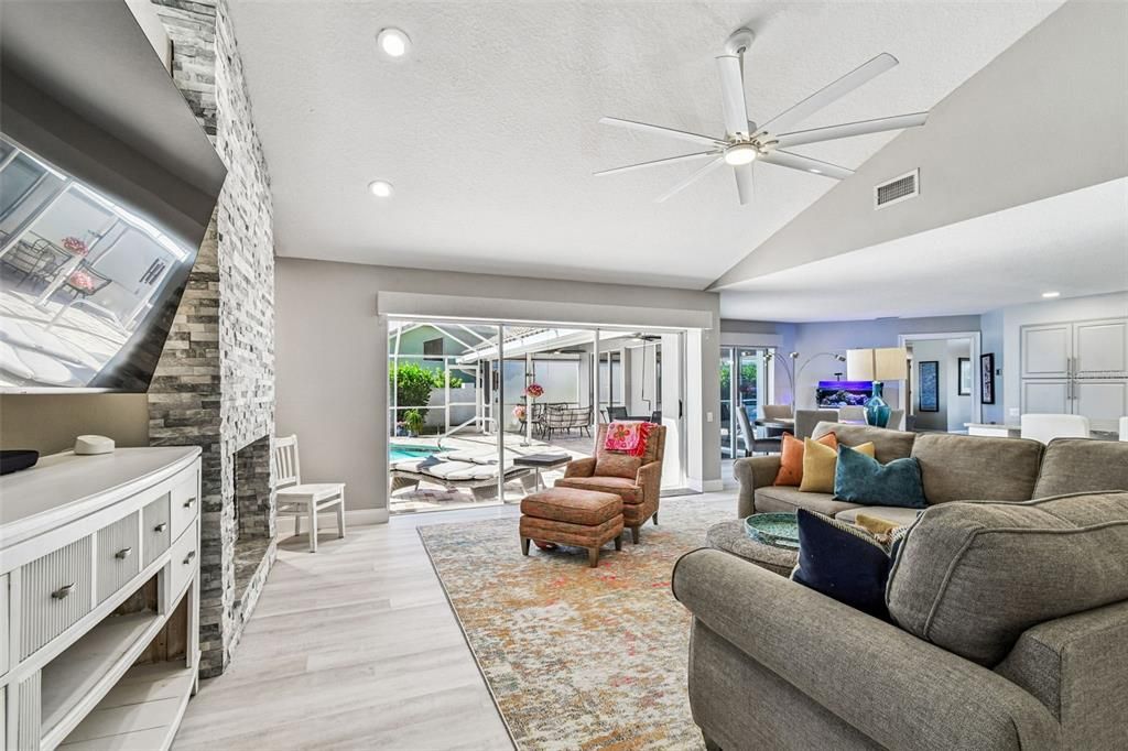 待售: $1,695,000 (4 贝兹, 3 浴室, 3317 平方英尺)