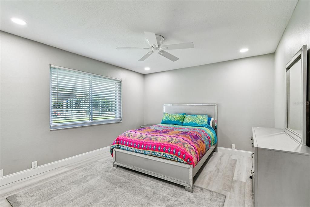 待售: $1,695,000 (4 贝兹, 3 浴室, 3317 平方英尺)