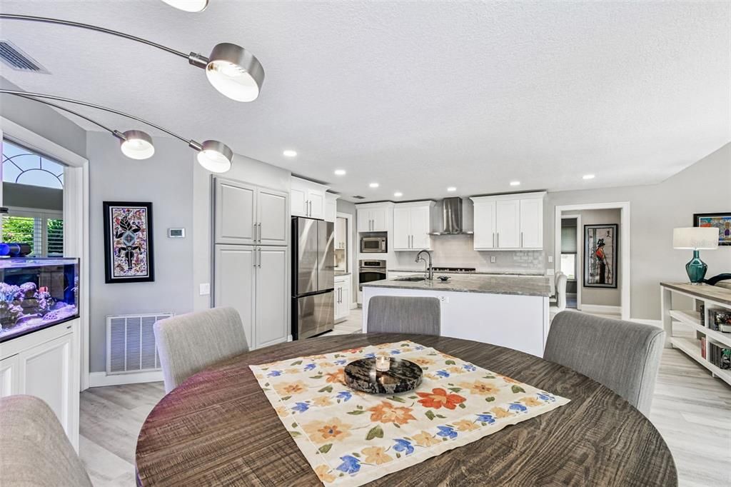 待售: $1,695,000 (4 贝兹, 3 浴室, 3317 平方英尺)