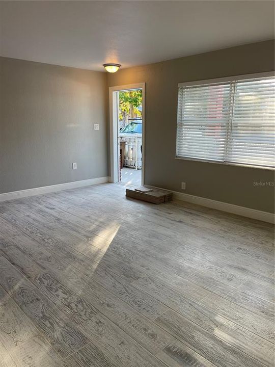 待售: $875,000 (12 贝兹, 0 浴室, 4720 平方英尺)