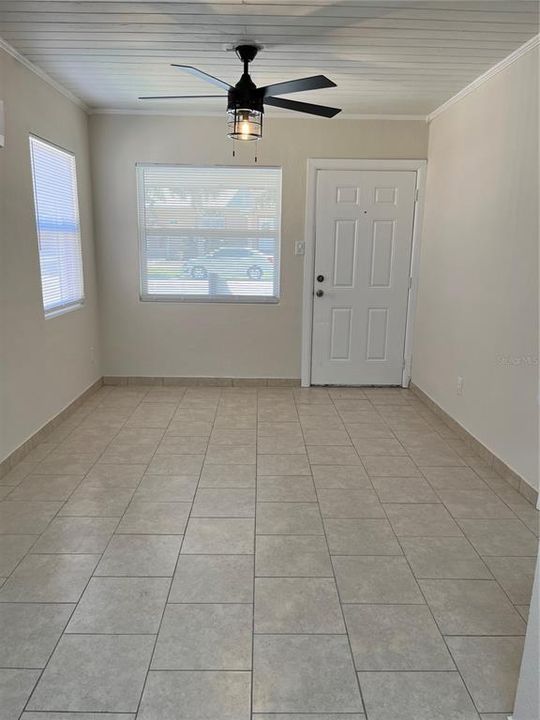 待售: $875,000 (12 贝兹, 0 浴室, 4720 平方英尺)