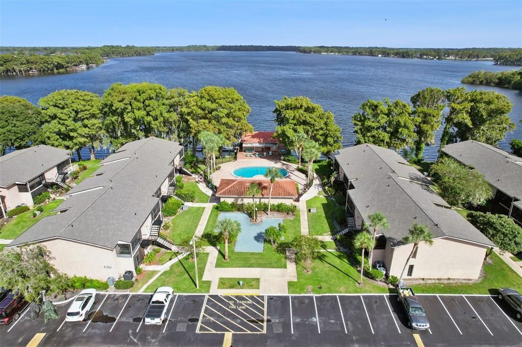 待售: $174,900 (2 贝兹, 2 浴室, 1040 平方英尺)