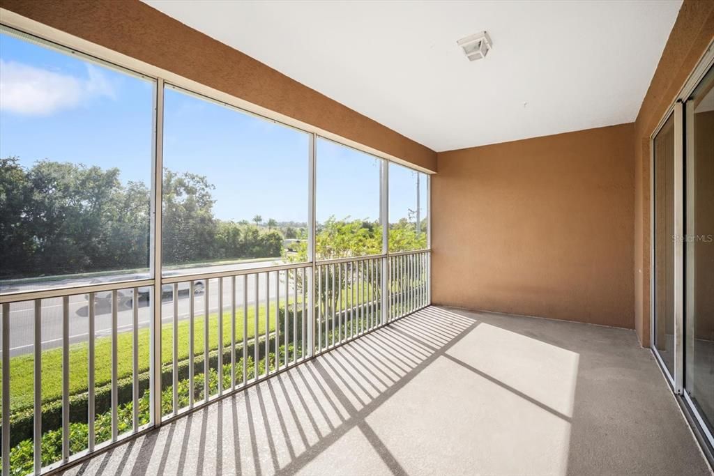 Activo con contrato: $225,000 (3 camas, 2 baños, 1771 Pies cuadrados)