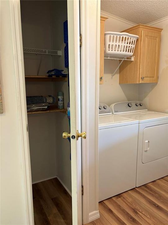 待售: $169,900 (2 贝兹, 2 浴室, 1296 平方英尺)