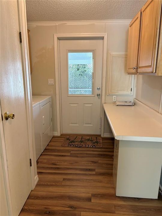 待售: $169,900 (2 贝兹, 2 浴室, 1296 平方英尺)