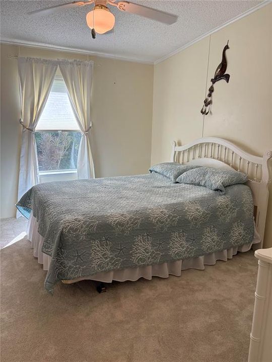 待售: $169,900 (2 贝兹, 2 浴室, 1296 平方英尺)