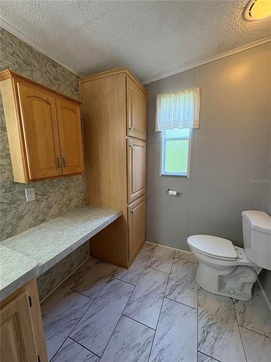 待售: $169,900 (2 贝兹, 2 浴室, 1296 平方英尺)