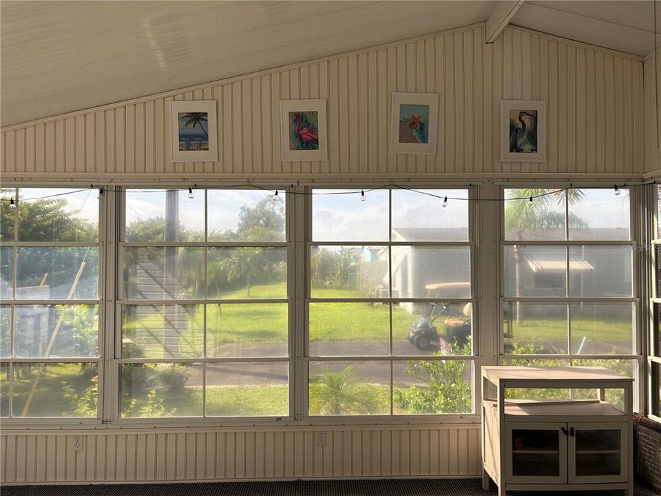 待售: $169,900 (2 贝兹, 2 浴室, 1296 平方英尺)