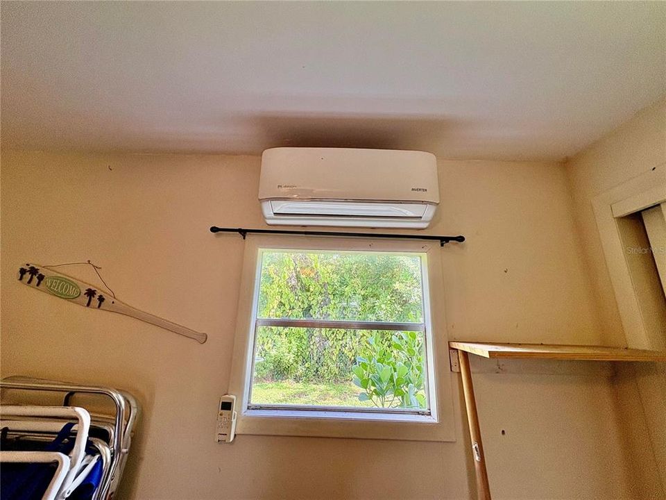 待售: $169,900 (2 贝兹, 2 浴室, 1296 平方英尺)