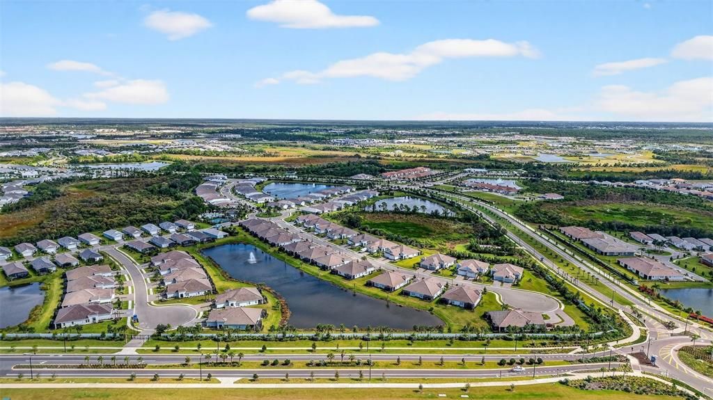 Active With Contract: $412,000 (2 beds, 2 baths, 1524 Square Feet)