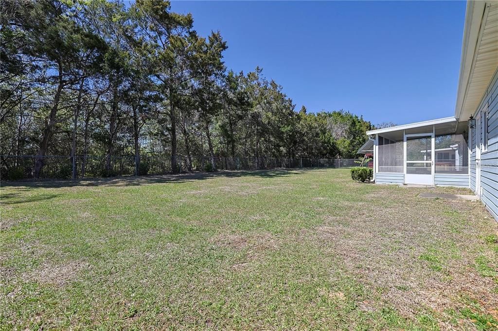 Active With Contract: $214,900 (2 beds, 2 baths, 1008 Square Feet)