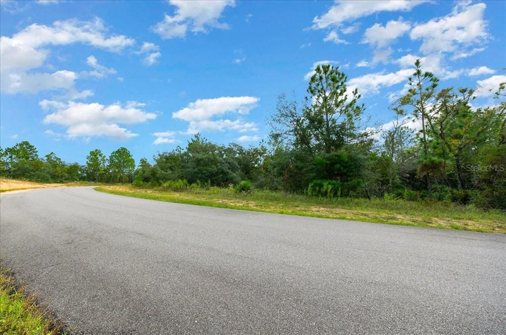 На продажу: $27,000 (0.33 acres)