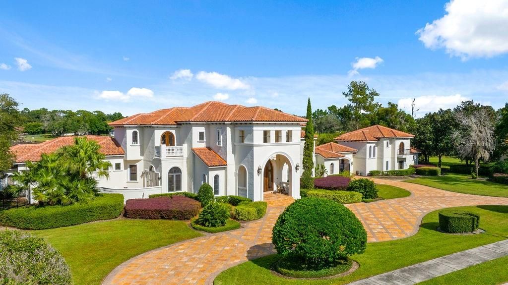 For Sale: $4,199,000 (5 beds, 5 baths, 9239 Square Feet)