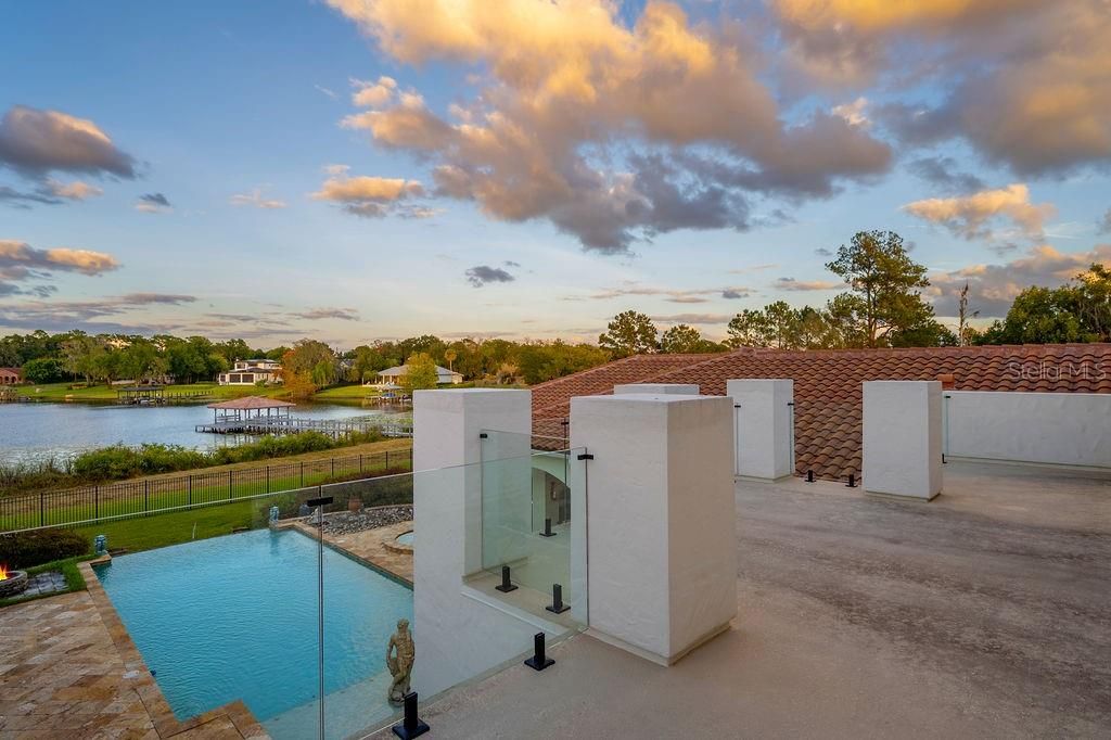 For Sale: $4,199,000 (5 beds, 5 baths, 9239 Square Feet)