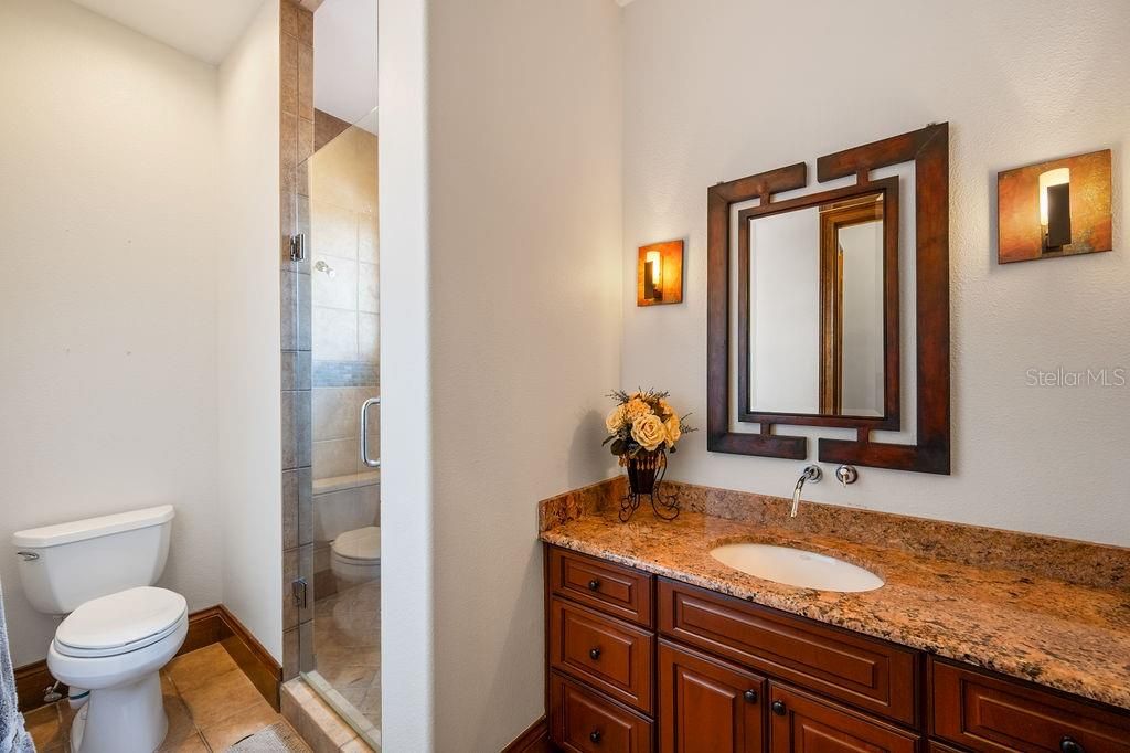 For Sale: $4,199,000 (5 beds, 5 baths, 9239 Square Feet)