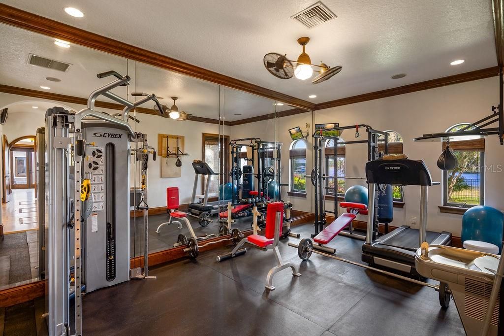 For Sale: $4,199,000 (5 beds, 5 baths, 9239 Square Feet)