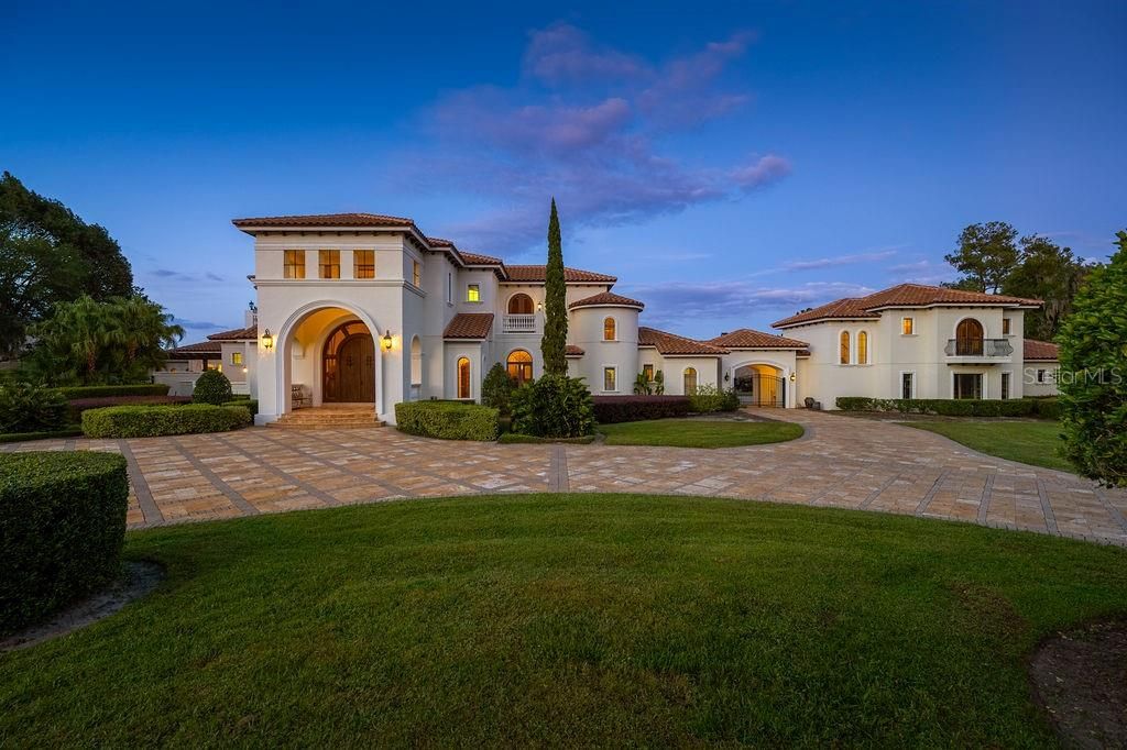 For Sale: $4,199,000 (5 beds, 5 baths, 9239 Square Feet)