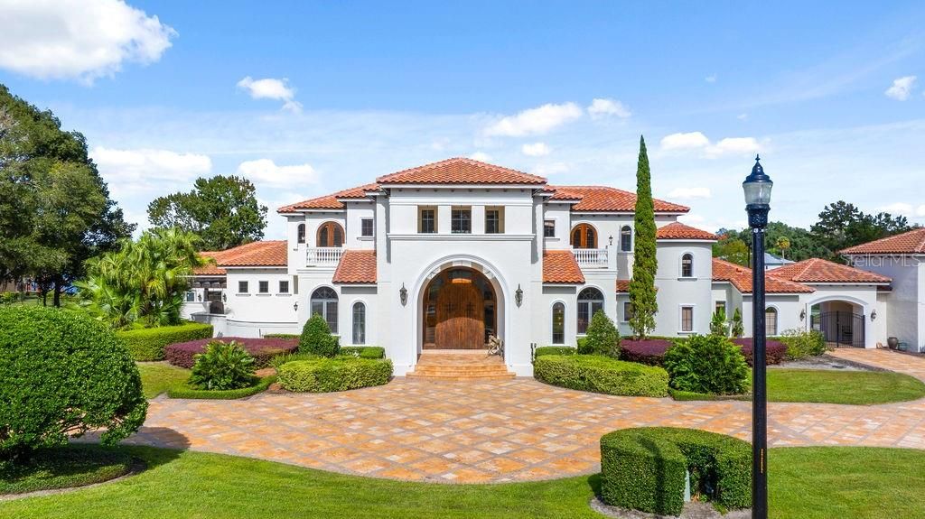 For Sale: $4,199,000 (5 beds, 5 baths, 9239 Square Feet)