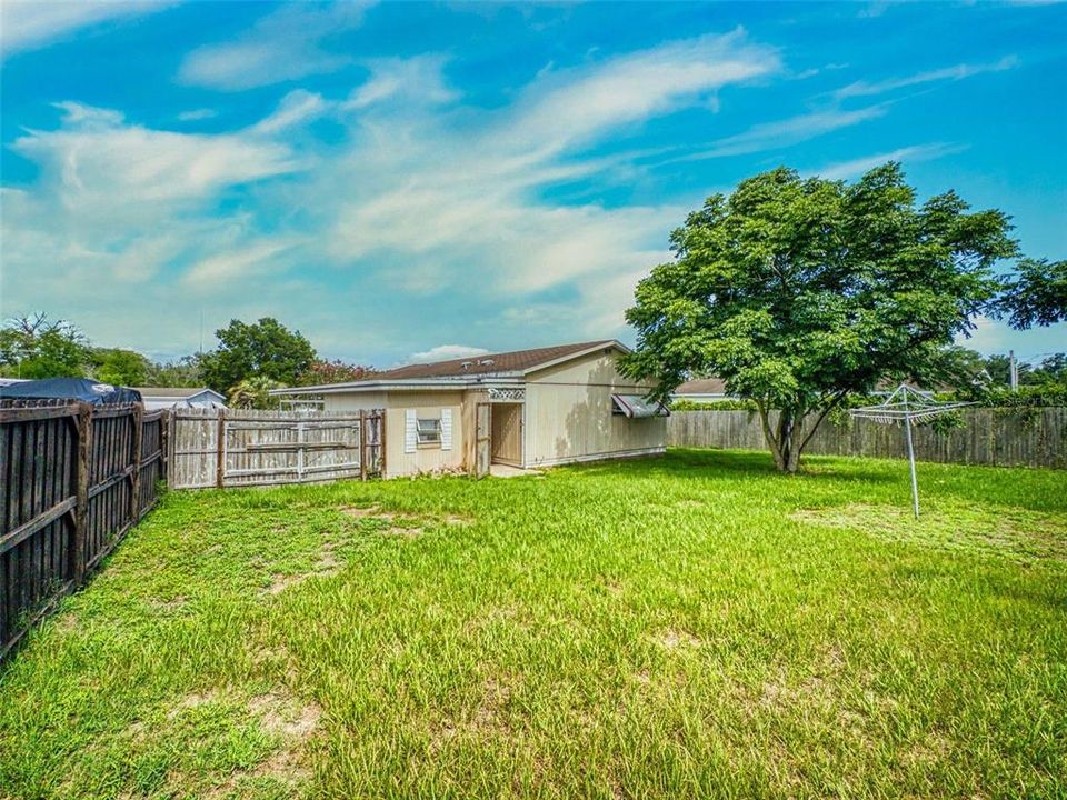 На продажу: $109,000 (2 спален, 2 ванн, 1152 Квадратных фут)