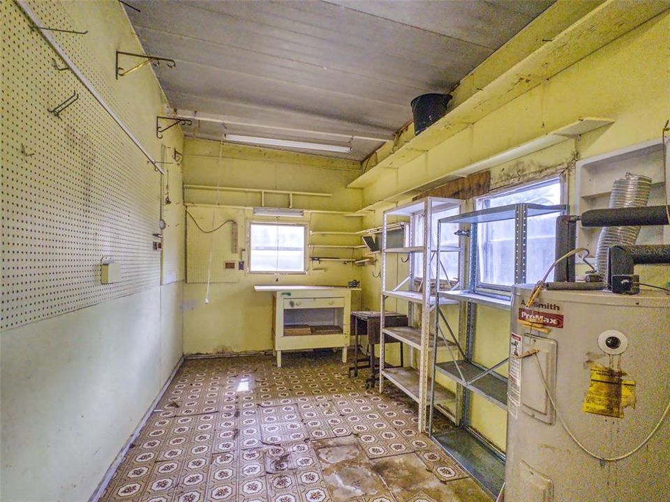 На продажу: $109,000 (2 спален, 2 ванн, 1152 Квадратных фут)