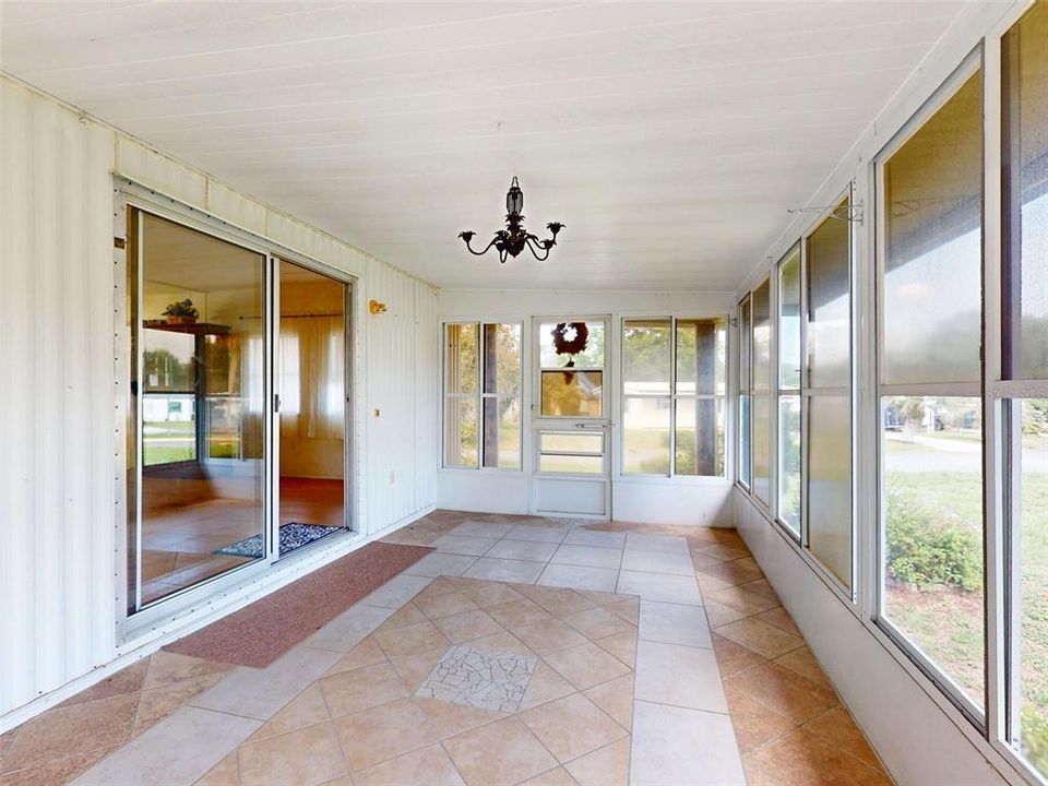 На продажу: $109,000 (2 спален, 2 ванн, 1152 Квадратных фут)