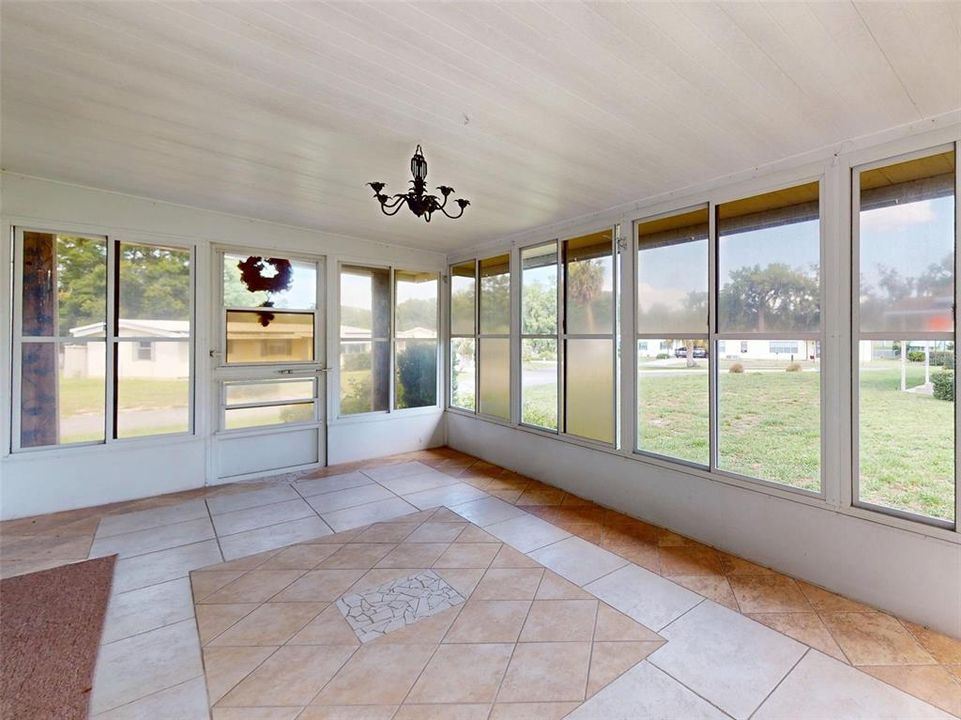 На продажу: $109,000 (2 спален, 2 ванн, 1152 Квадратных фут)