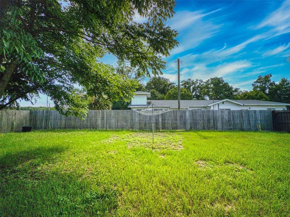 На продажу: $109,000 (2 спален, 2 ванн, 1152 Квадратных фут)