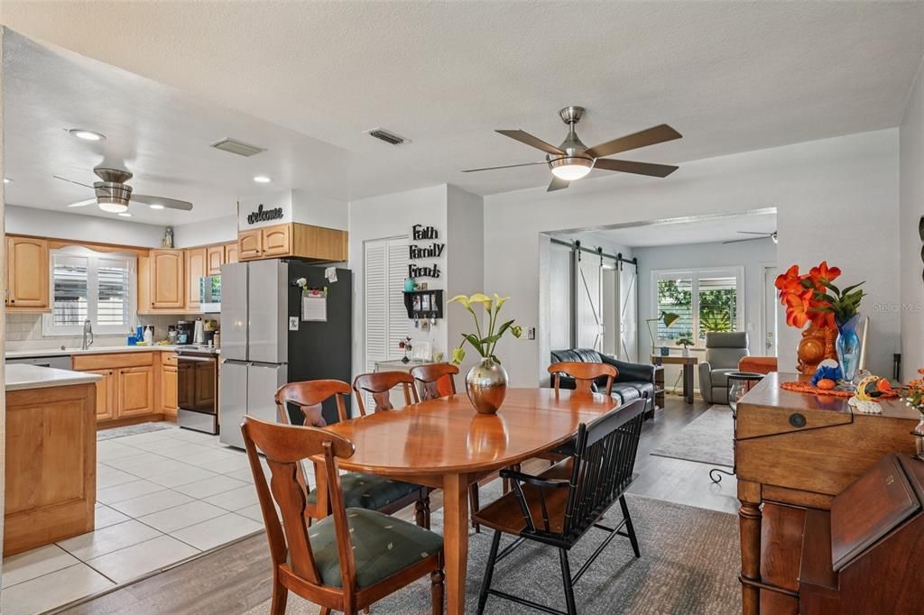 Active With Contract: $519,900 (4 beds, 2 baths, 1784 Square Feet)