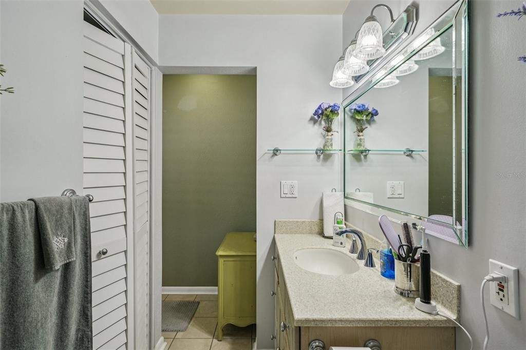 Active With Contract: $519,900 (4 beds, 2 baths, 1784 Square Feet)