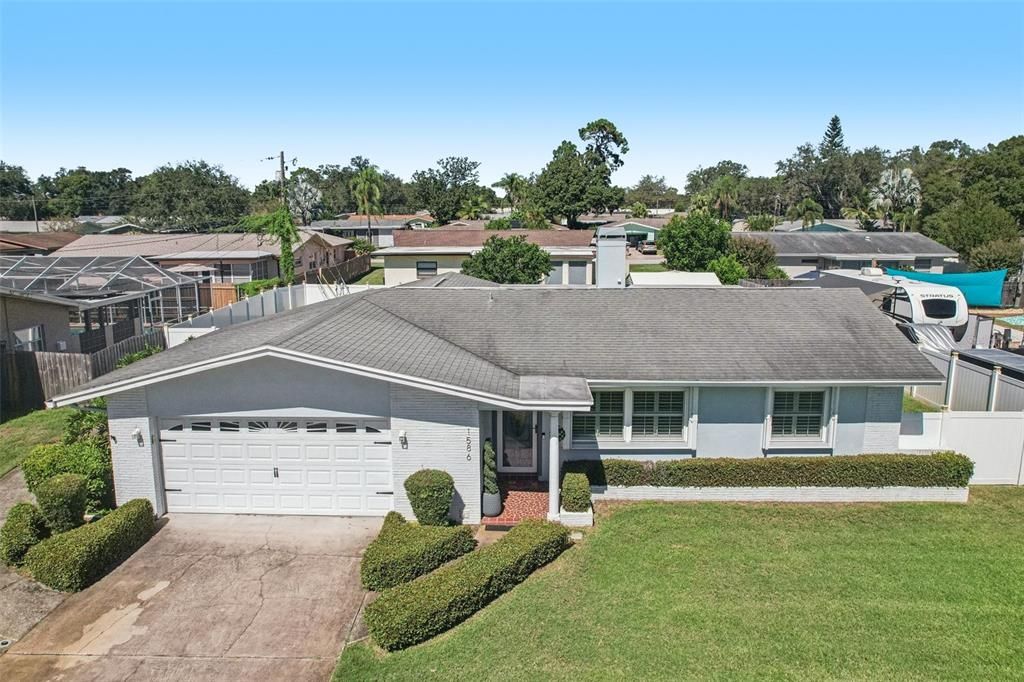 Active With Contract: $519,900 (4 beds, 2 baths, 1784 Square Feet)