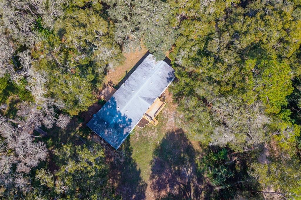 Activo con contrato: $225,000 (4 camas, 2 baños, 2052 Pies cuadrados)