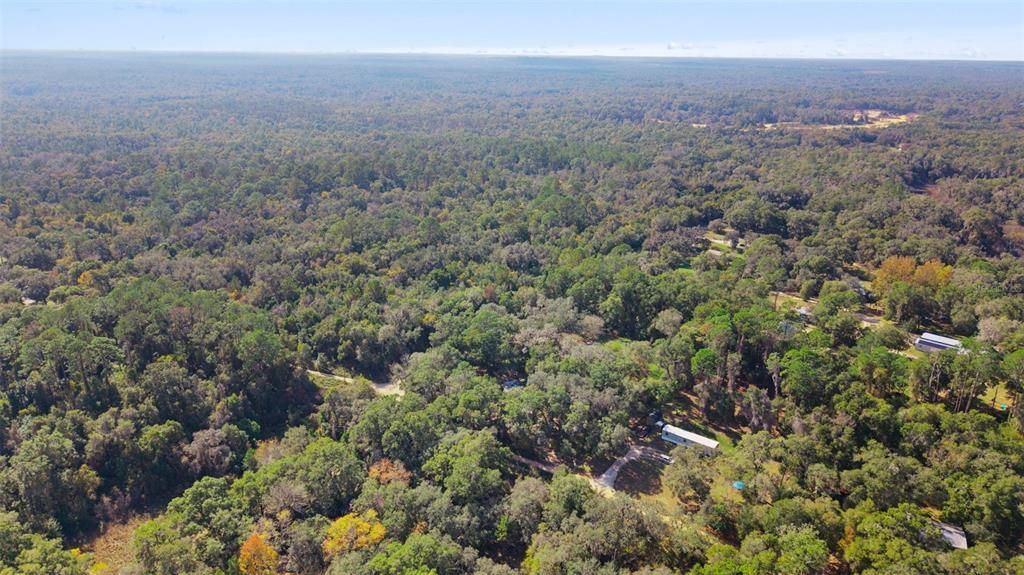 Activo con contrato: $225,000 (4 camas, 2 baños, 2052 Pies cuadrados)