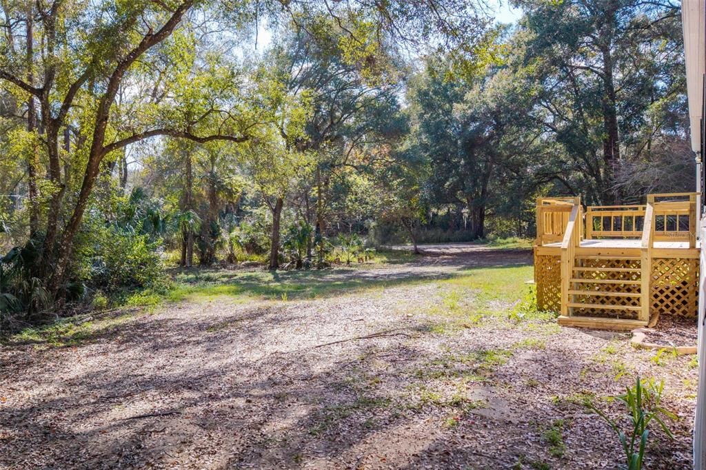 Activo con contrato: $225,000 (4 camas, 2 baños, 2052 Pies cuadrados)