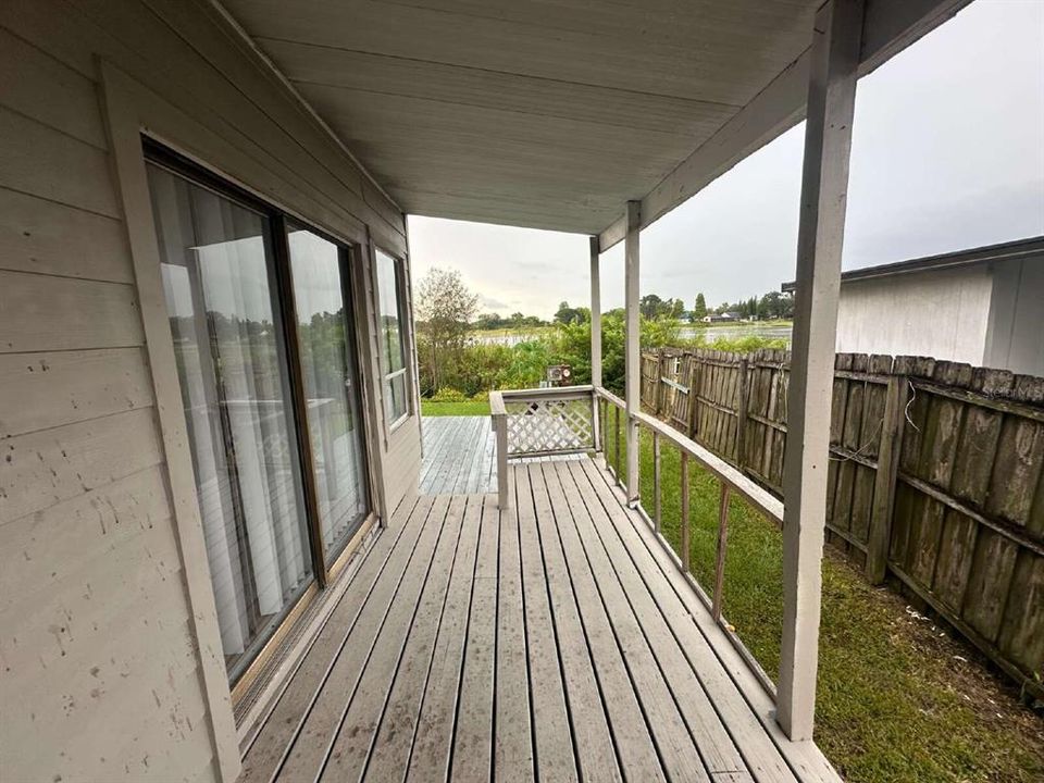 出租: $1,345 (2 贝兹, 2 浴室, 960 平方英尺)