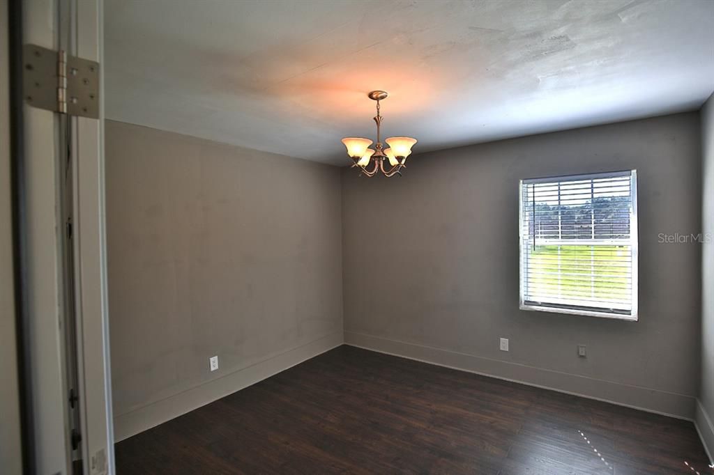 For Sale: $1,695,000 (5 beds, 3 baths, 1400 Square Feet)