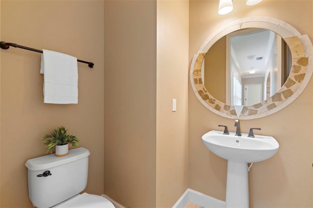 待售: $577,500 (2 贝兹, 2 浴室, 2670 平方英尺)