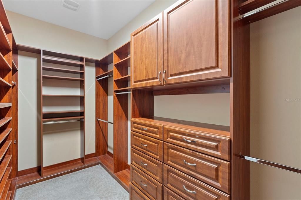 待售: $577,500 (2 贝兹, 2 浴室, 2670 平方英尺)