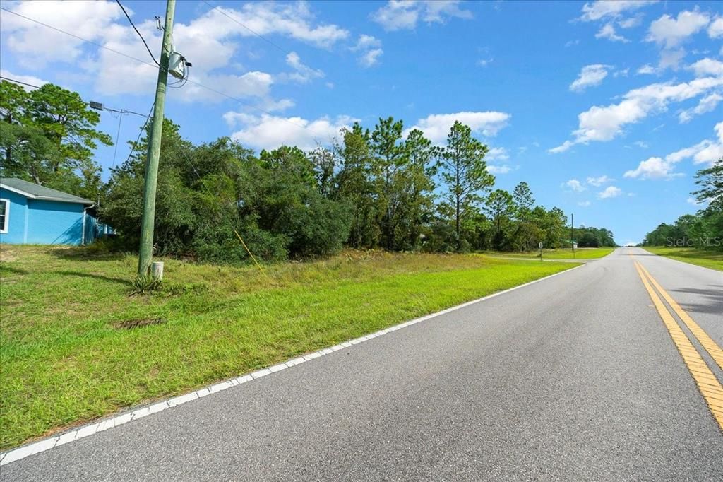 На продажу: $34,900 (0.28 acres)