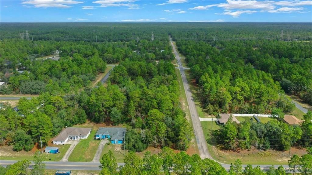 На продажу: $34,900 (0.28 acres)