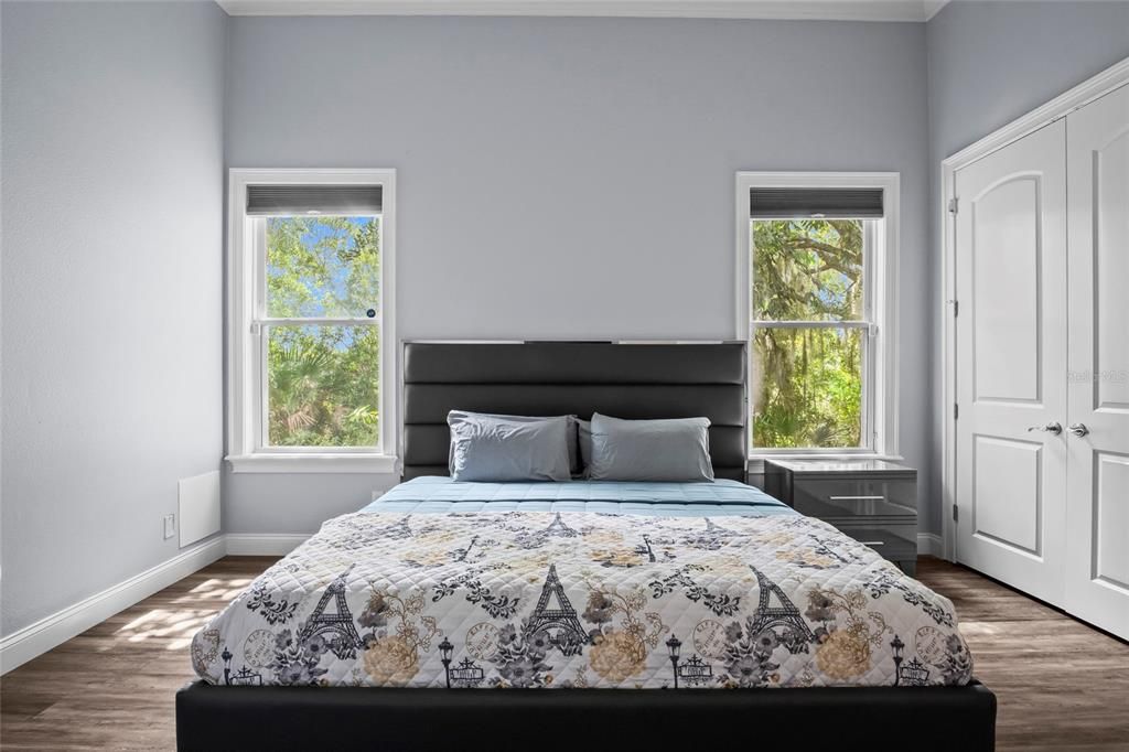 For Sale: $1,375,000 (4 beds, 4 baths, 5478 Square Feet)