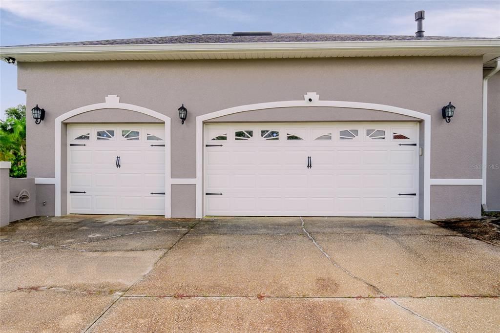 For Sale: $1,375,000 (4 beds, 4 baths, 5478 Square Feet)