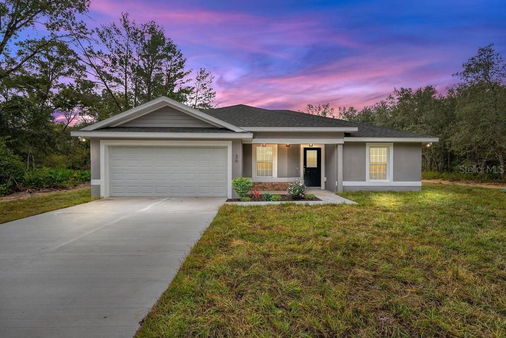 For Sale: $275,000 (3 beds, 2 baths, 1423 Square Feet)