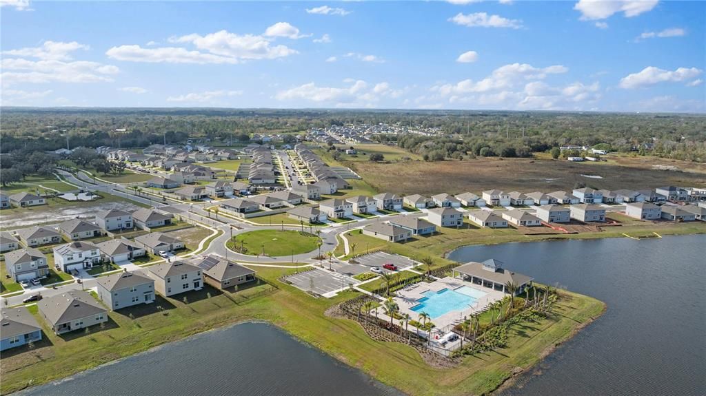 出租: $2,400 (4 贝兹, 2 浴室, 1828 平方英尺)