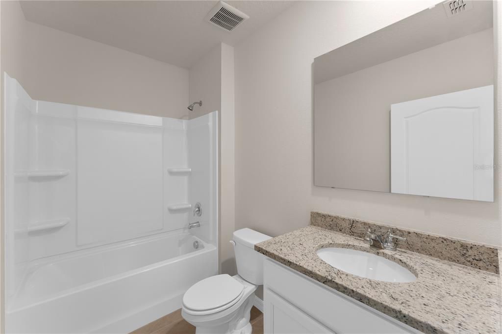 出租: $2,400 (4 贝兹, 2 浴室, 1828 平方英尺)