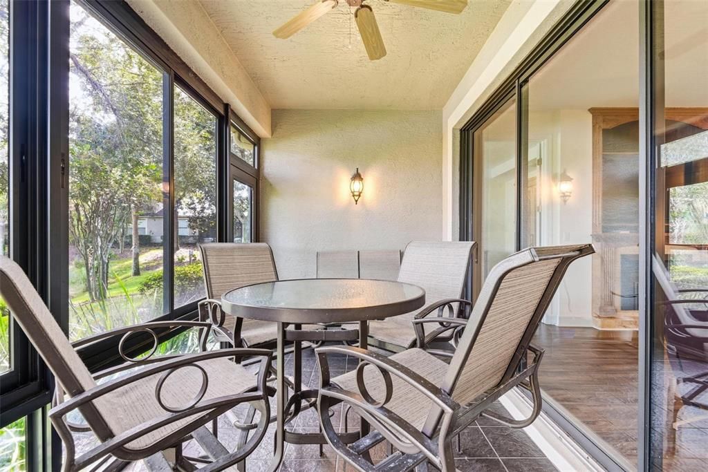 For Sale: $469,000 (2 beds, 2 baths, 2201 Square Feet)