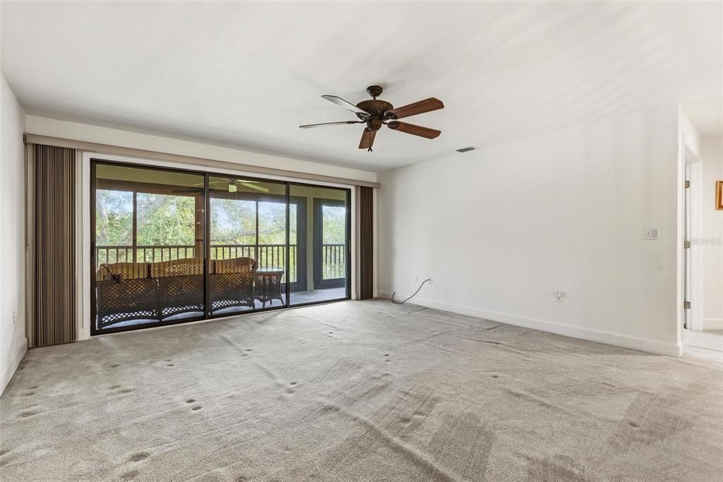 For Sale: $469,000 (2 beds, 2 baths, 2201 Square Feet)