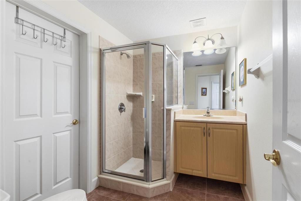 For Sale: $469,000 (2 beds, 2 baths, 2201 Square Feet)