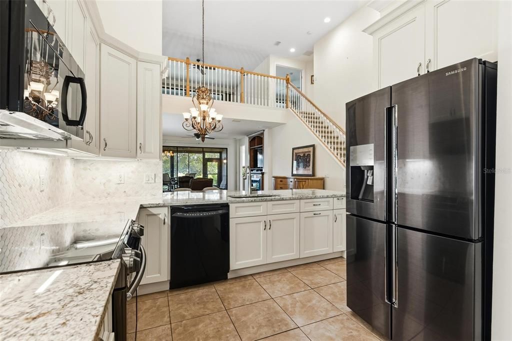 For Sale: $469,000 (2 beds, 2 baths, 2201 Square Feet)