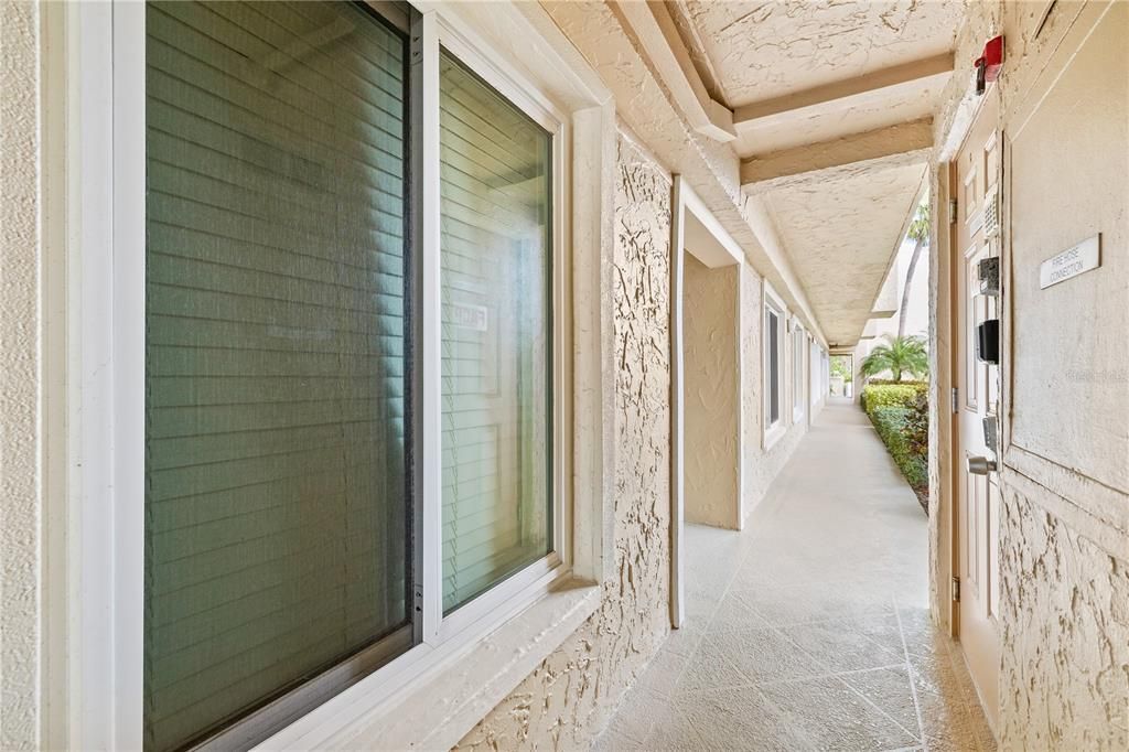 En Venta: $895,000 (2 camas, 2 baños, 1387 Pies cuadrados)