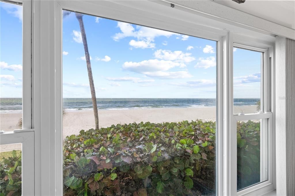 En Venta: $895,000 (2 camas, 2 baños, 1387 Pies cuadrados)